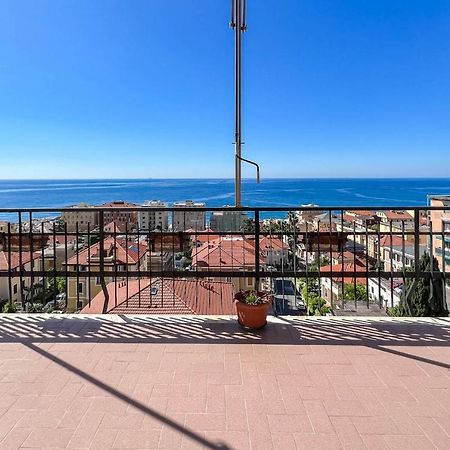 Grande Appartamento Vista Mare Varazze Kültér fotó