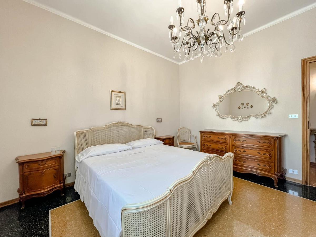 Grande Appartamento Vista Mare Varazze Kültér fotó