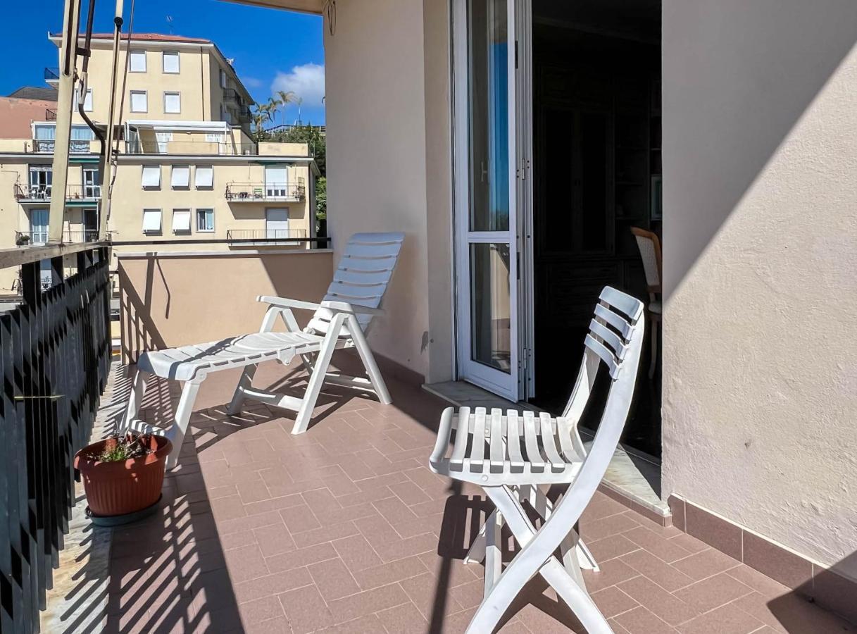 Grande Appartamento Vista Mare Varazze Kültér fotó